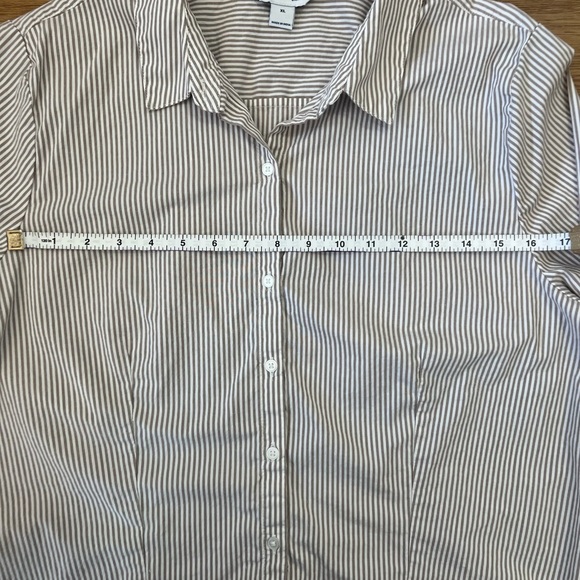 Old Navy Women's Tan and White Striped Button Down Shirt - Picture 3 of 4